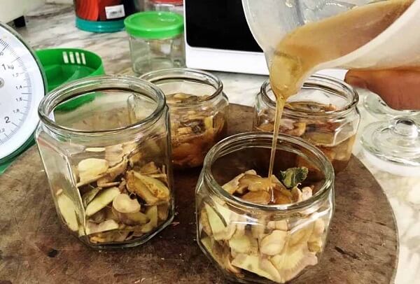 nhân sâm ngâm mật ong